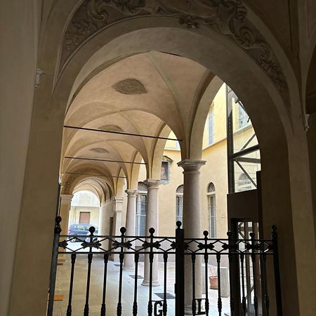 Appartamento L'Antica Colonna, In Centro Storico ปาร์มา ภายนอก รูปภาพ